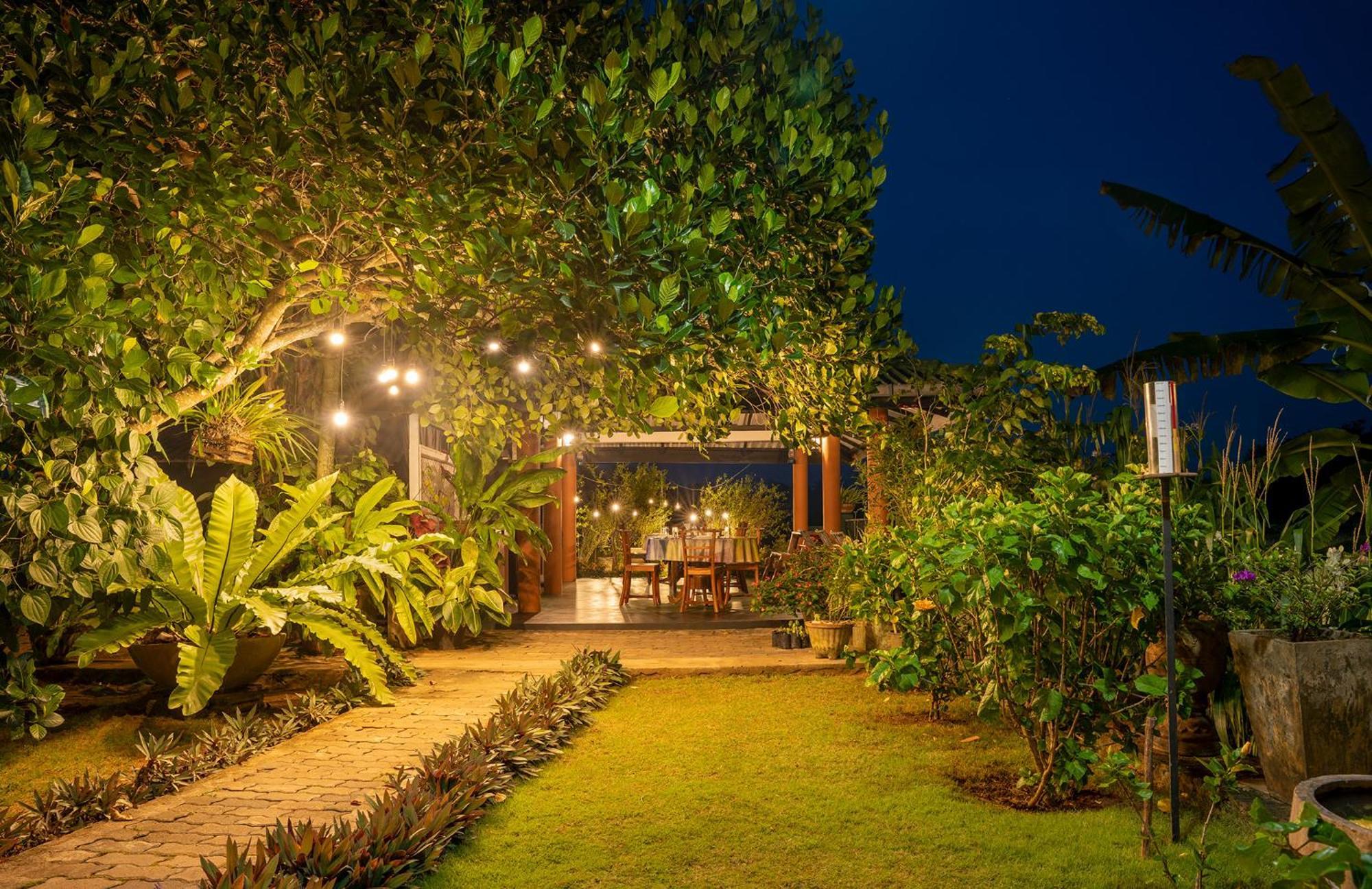 Mailagama Cinnamon Residence كاتاراغاما المظهر الخارجي الصورة